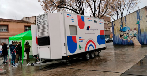 La unidad móvil de detección precoz de cáncer de mama estará en Puebla de la Calzada