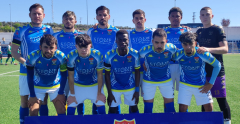 SD La Garrovilla 2-3 Racing CP Valverdeño. Remontada visitante en la primera derrota local