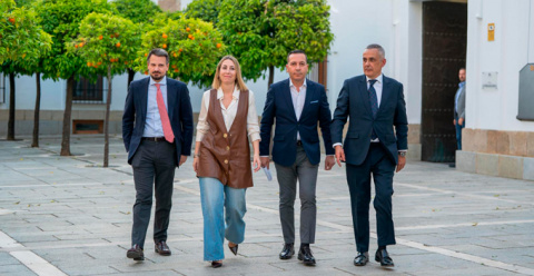 PP y VOX llegan a un acuerdo para formar gobierno en Extremadura