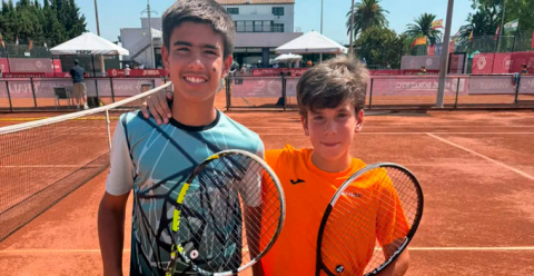 Álvaro Rodríguez, de Puebla de la Calzada, consigue entrar en el Top8 de los mejores tenistas de su categoría