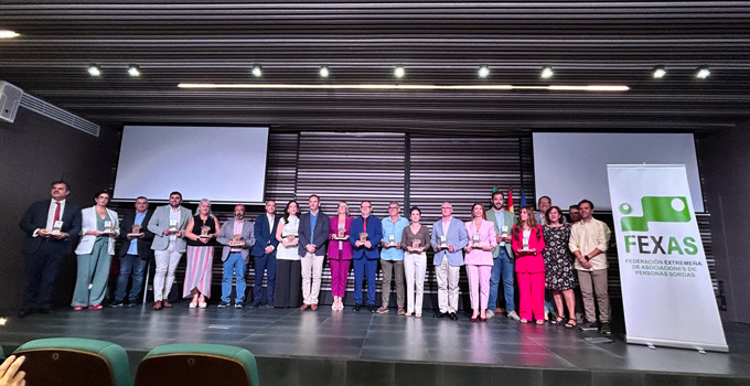 FEXAS celebra sus 25 años con una gala en la que reconoce la labor del Ayuntamiento de Montijo