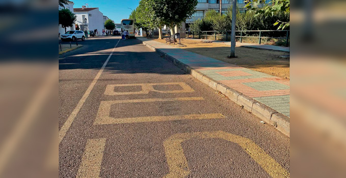 Continúan produciéndose incidencias en el transporte escolar en Valdelacalzada