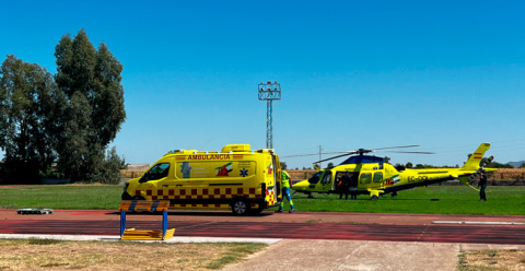 Trasladan en helicóptero desde Montijo a una persona tras sufrir un ictus