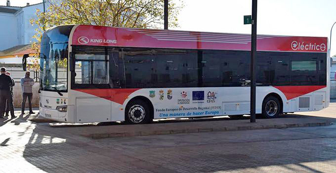 Surgen nuevas complicaciones para la puesta en marcha de autobús urbano entre Montijo y Puebla de la Calzada