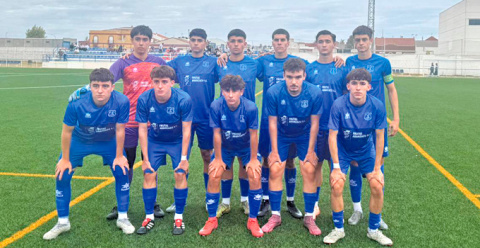 Imagen del equipo juvenil, en su último partido disputado en el Municipal El Valle