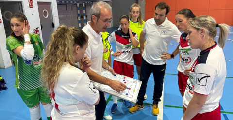 El primer partido en casa para el CD La Garrovilla Femenino se salda con victoria local